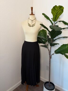 OAK + FORT Black Pleated Culottes Wide Leg